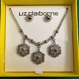 Liz Claiborne Silver Tone Floral Necklace and Stud Earrings Set